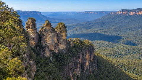 The Three Sisters above Jamison Valley in the Blue Mountains