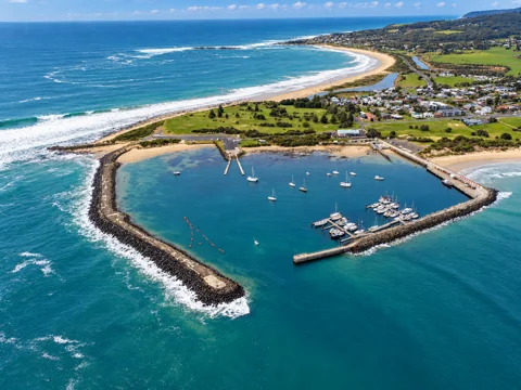 Apollo Bay’s harbour and coastline