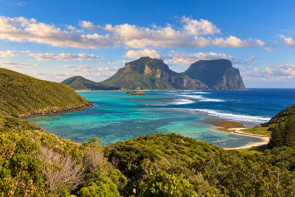 View over Lord Howe Island’s lagoon towards Mount Lidgbird and Mount Gower